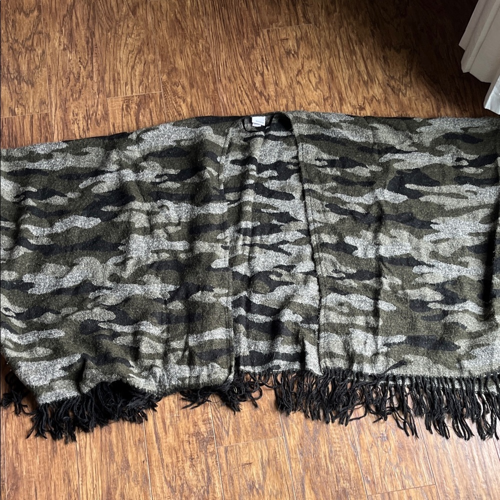 Sonoma Camo Fringe Shawl Wrap in Olive & Black
